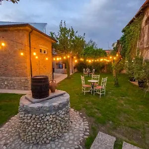 Konukevi Intown, Shkodër